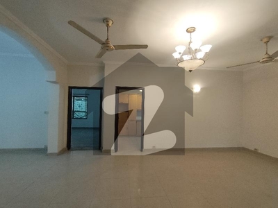 10-Marla 03-Bedroom'S House Available For Sale In Askari-10 Lahore. Askari 10 Sector E