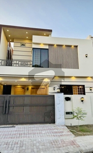 10 Marla 5 Bedroom Double Unit House For Sale Bahria Town Phase 3