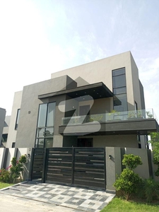 10 Marla Beautifully Designed House For Sale In Lake City Lahore Lake City