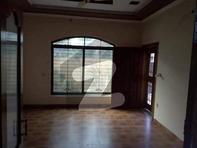10 Marla Owner Build Used House For Sale In Wapda Town Phase 1 Wapda Town