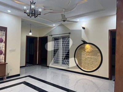 10 marla uper portion available for rent in g13 Islamabad in a very good condition G-13