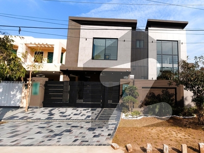 12 Marla House For Sale In AA Block Phase 4 DHA Defence Lahore. DHA Phase 4 Block AA
