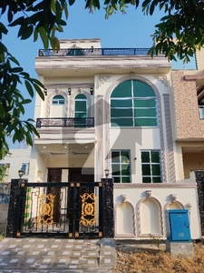 3 Marla House Sale B Block House No 440 Phase-2 LDA Approved Area A+ Material Use, Good Location House, Society New Lahore City. Zaitoon New Lahore City