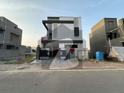5 Marla architecture designer house available for sale original picture original price Bahria Town Jinnah Block