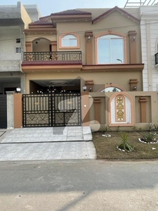 5 Marla Beautiful House For Sale In AA Block Central Park Lahore Central Park Housing Scheme Block AA