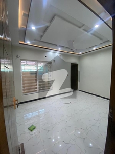 5 MARLA HOUSE AVAILABLE FOR SALE IN BAHRIA TOWN PHASE 8 Bahria Town Phase 8 Block M