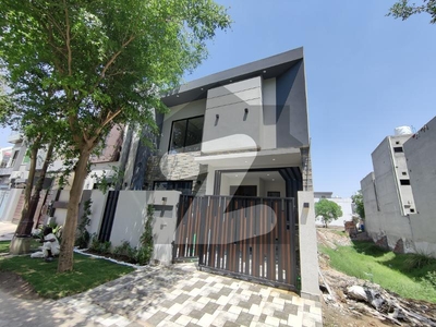 7 Marla Brand New House Available For Sale Near To Park Lake City Sector M-7A