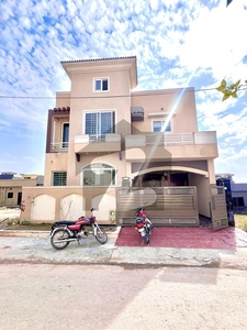 7 Marla Elegant Desiginer House For Sale Bahria Town Phase 8 Abu Bakar Block