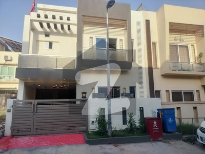 Ali Block 5 Marla Double Storey 4 Bedroom House Slightly Used Just Like A Brand New At Investor Rate Available For Sale In Bahria Town Phase 8 Rawalpindi Islamabad Bahria Town Phase 8 Ali Block