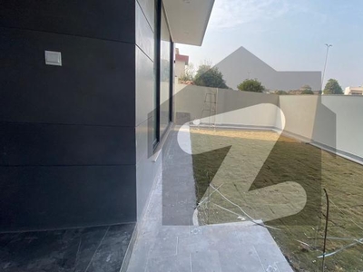 Beautiful 12 Marla House With Lawn Bahria Town Phase 8 Block D