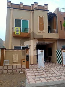 Beautiful 5 Marla Brand New House For Sale Lake City Sector M-7