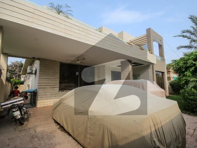 Estate Experts Offer 1 Kanal Fully Furnished Full Basement House For Sale DHA Phase 3