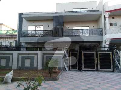 G,11/2- 40*80- GROUND PORTION FOR RENT 3 BED ATTACHED BATH DD MARBLE FLOOR BEST LOCATION NAYER TO PARK MOSQUE MARKET G-11/2