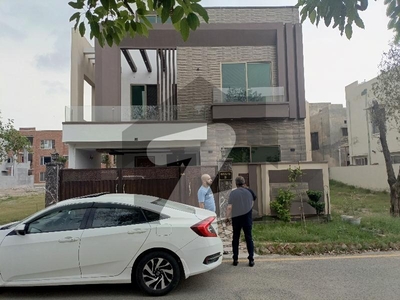 H Block 8 Marla House For Sale Bahria Orchard Phase 2