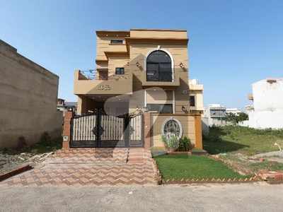 Looking For A House In Khayaban-e-Amin - Block L Khayaban-e-Amin Block L