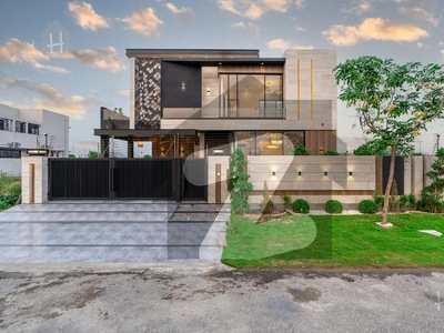 Most Beautiful 1 Kanal Brand New Modern Luxurious House DHA Phase 7 Block R
