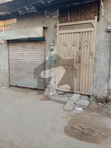 Prime Location Single Story Old House Available For Sale Ideal Location Main Band Road Sanda Khurd