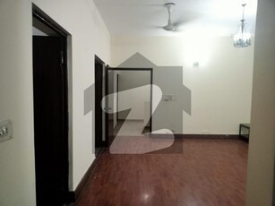 08 MARLA BEAUTIFUL HOUSE AVAILABLE FOR RENT DHA Phase 2