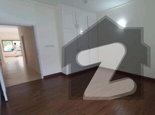 1 Kanal 5 Bedroom House For Sale In F-8, Islamabad. F-8