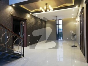 1 Kanal Luxury Modern Design Bungalow Near To Commercial For Rent DHA Phase 1