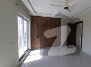 1 Kanal Upper Portion with 3 Bedrooms For Rent in DHA Phase 6 | Separate Entrance DHA Phase 6