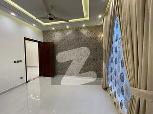 10 MARLA BRAND NEW UPPER PORTION FOR RENT IN JANIPER BLOCK BAHRIA TOWN LAHORE Bahria Town Janiper Block