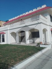 1000 Sq Yards Bungalow For Rent DHA Phase 5