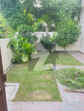 12 MARLA 2 BEDROOMS UPPER PORTION AVAILABLE FOR RENT Askari 11 Sector B