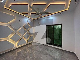 5 Marla Brand New Luxury Upper Portion For Rent In Bahria Town Lahore Bahria Town Sector D