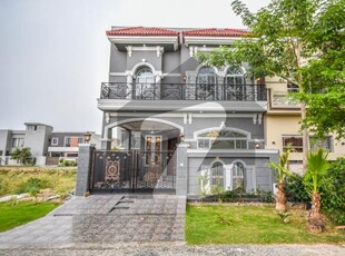 5 MARLA FULLY SPANISH DESIGN HOUSE AVAILABLE FOR RENT DHA 9 Town