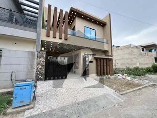 5 Marla House Available For Rent In DHA Phase 5 Block-B Lahore. DHA Phase 5 Block B
