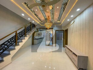 7 Marla Unique House For Rent in Bahria Town Phase 8. Bahria Town Phase 8