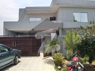 For Family & Silent Office 1 Kanal 4 Bed Separate Gate Lower Portion 4 Bed For Rent Wapda Town