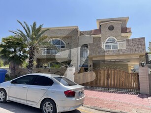 Sector C Size 26 Marla House Available For Sale Front Side Open For Life Time Bahria Enclave Sector C
