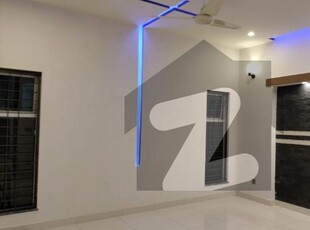 480 Square Feet Flat available for rent in Bahria Town - Sector F, Lahore Bahria Town Sector F