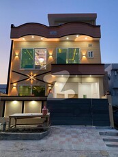 5 Marla double story beautiful Sun and Park Facing House for Sale Mumtaz City