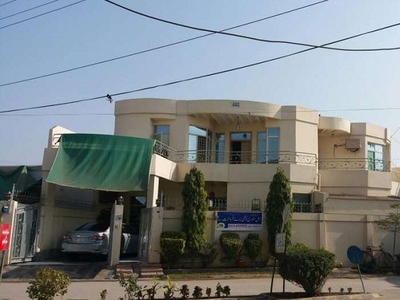 10 MARLA 4 Bed House For Sale In Khan Village Multan