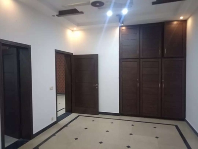 10 Marla House for rent in DHA Phase-8 Air Avenue Lahore