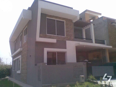 8 MARLA 4 Bedroom House For Sale In E-11 Islamabad