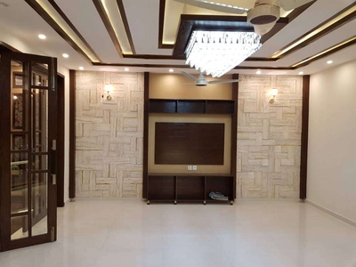 8 Marla House For Rent In Bahria Town Ali-Block Lahore