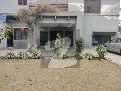 1 Kanal Beautiful Lower Portion Available For Rent In Cantt Main Shami Road Cantt