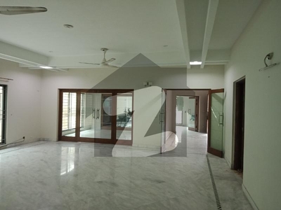 1 Kanal Commercial House Is Available For Rent Gulberg 2