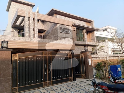 1 kanal house for rent in DHA Phase 8 Ex Air Avenue DHA Phase 8 Ex Air Avenue