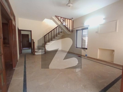 10 Marla Beautiful House For Rent In DHA Phase 3 Z Block DHA Phase 3 Block Z