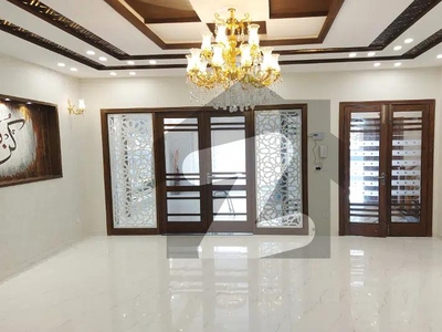 10 Marla Like Brand New Lower Portion Chambaili Block Bahria Town Lahore For Rent Bahria Town Chambelli Block