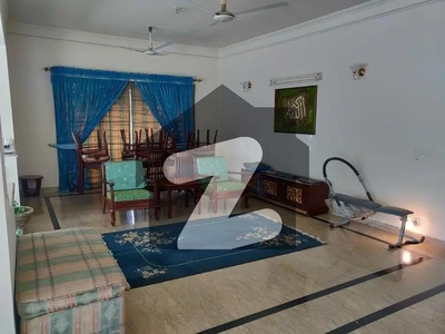 1.78 Kanal House Lavish Style With Swimming Pool Available For Rent Best For Office Gulberg