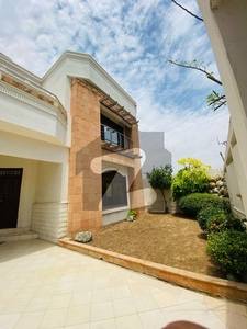 500 Yards Bungalow Near Ali Masjid Available For Sale DHA Phase 6
