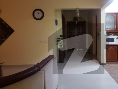 500 Yards Slightly Used Ground Floor 3 Bedrooms Portion With Full Basement DHA Phase 7