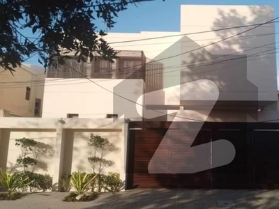 600 Yards Artistic Designed 6 Bedrooms Plus Basement In Phase 6 DHA Phase 6