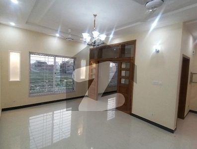 A Prime Location House Of 10 Marla In Rs. 40000000 Top City 1 Block D